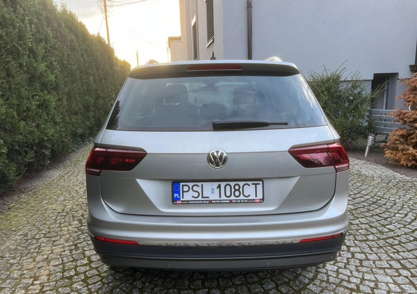 Volkswagen Tiguan cena 99900 przebieg: 81000, rok produkcji 2017 z Glinojeck małe 466
